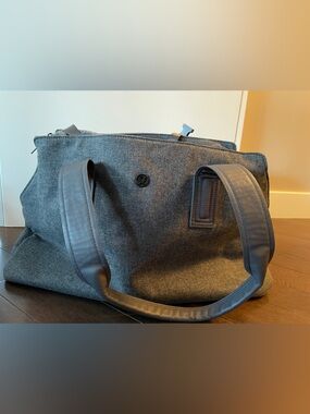 lululemon athletica Gray Duffel
